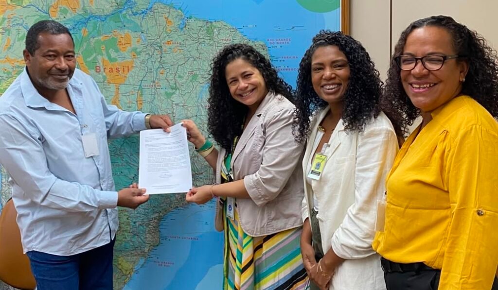 Representantes da comunidade quilombola de Machadinha em Brasília fortalecendo diálogo com o Governo Federal.