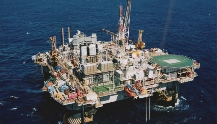 Coluna-do-Balbi-Bacia-de-Campos-foto-Lusa